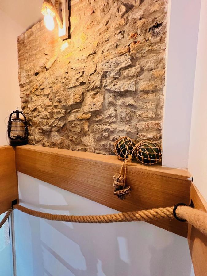 Gite Ou L'Ame-Agit Villa Givet Exterior photo